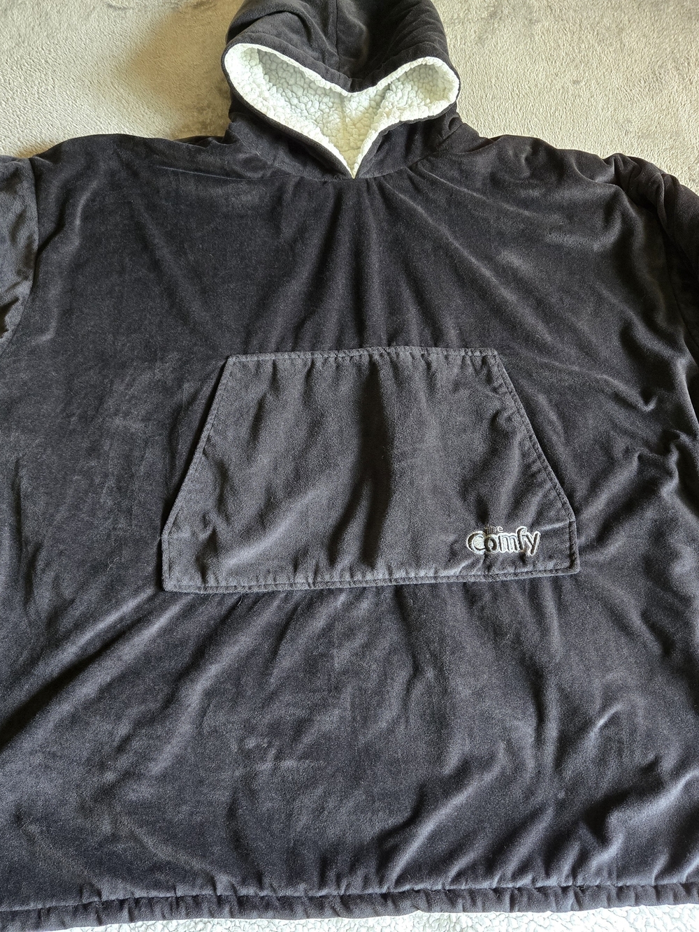 Comfy Men’s Black Hoodie with Cream Sherpa Hood Lining